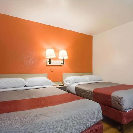 Park Inn By Radisson, Лейквуд Экстерьер фото
